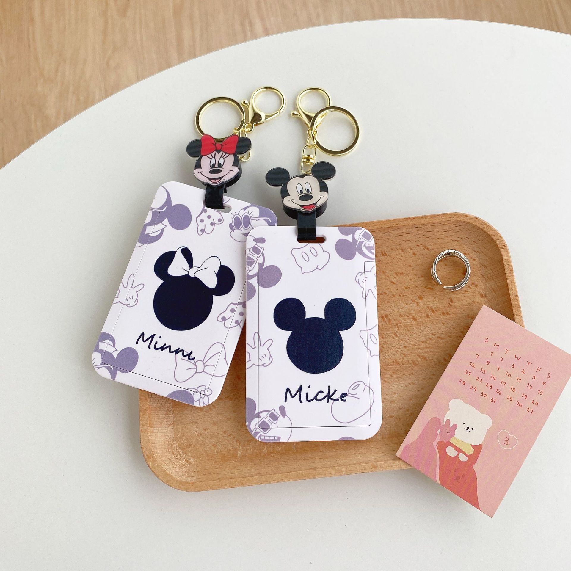 Porta-Cartões Retrátil Mickey  - Reel Cover avaliação e preço